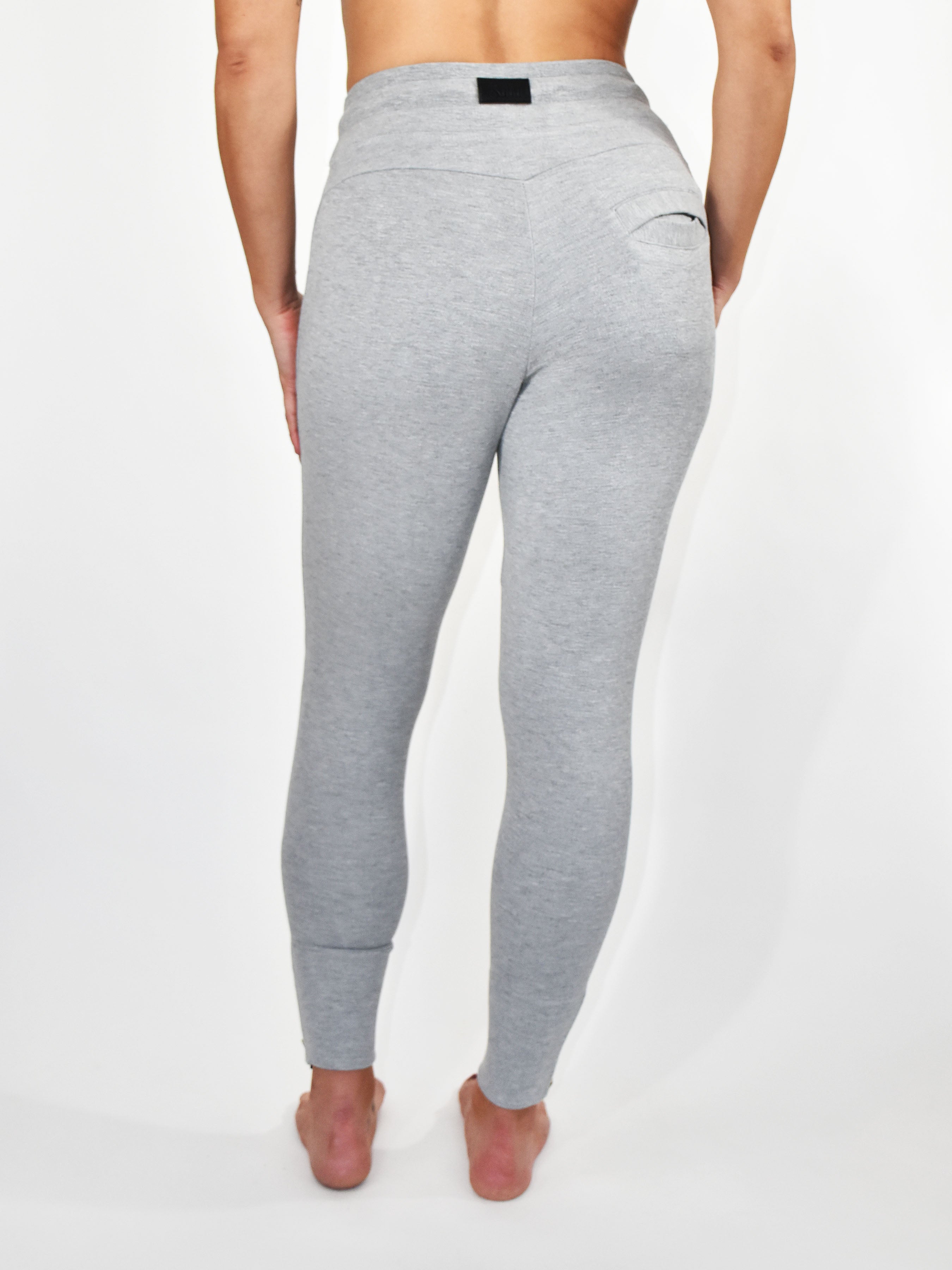 GREY CONTOUR CROP LADIES JOGGER – Thirteen Fit Apparel