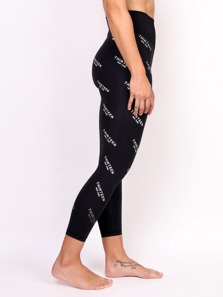 13NY LADIES LEGGING, WHITE on BLACK